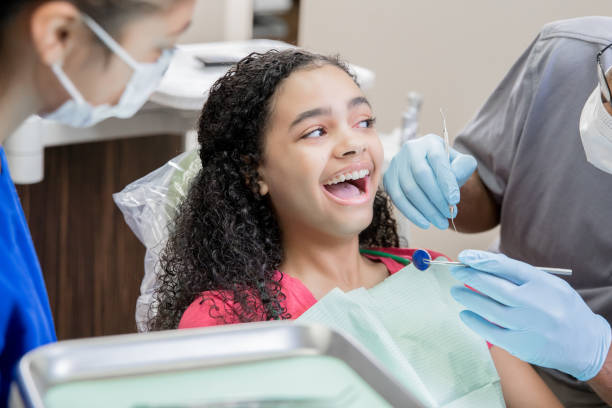 Best Emergency Tooth Extraction in Thunderbolt, GA